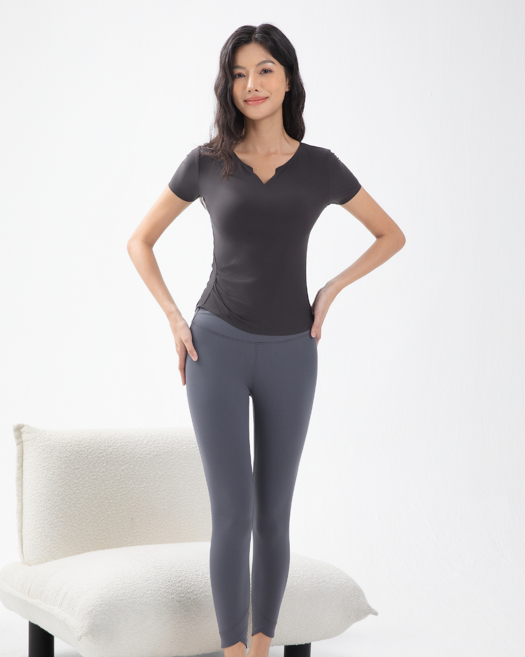 Aeries Form V-Neck Tee
